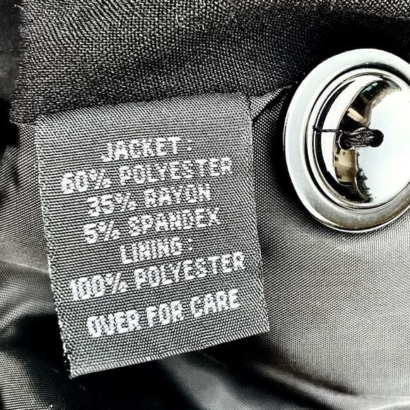 🍍3/$15🍍BCX Two-Button Suit Blazer - Picture 7 of 8